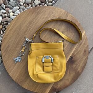 B. Makowsky Yellow Soft Pebbled Leather Crossbody Convertible Strap Bag Purse